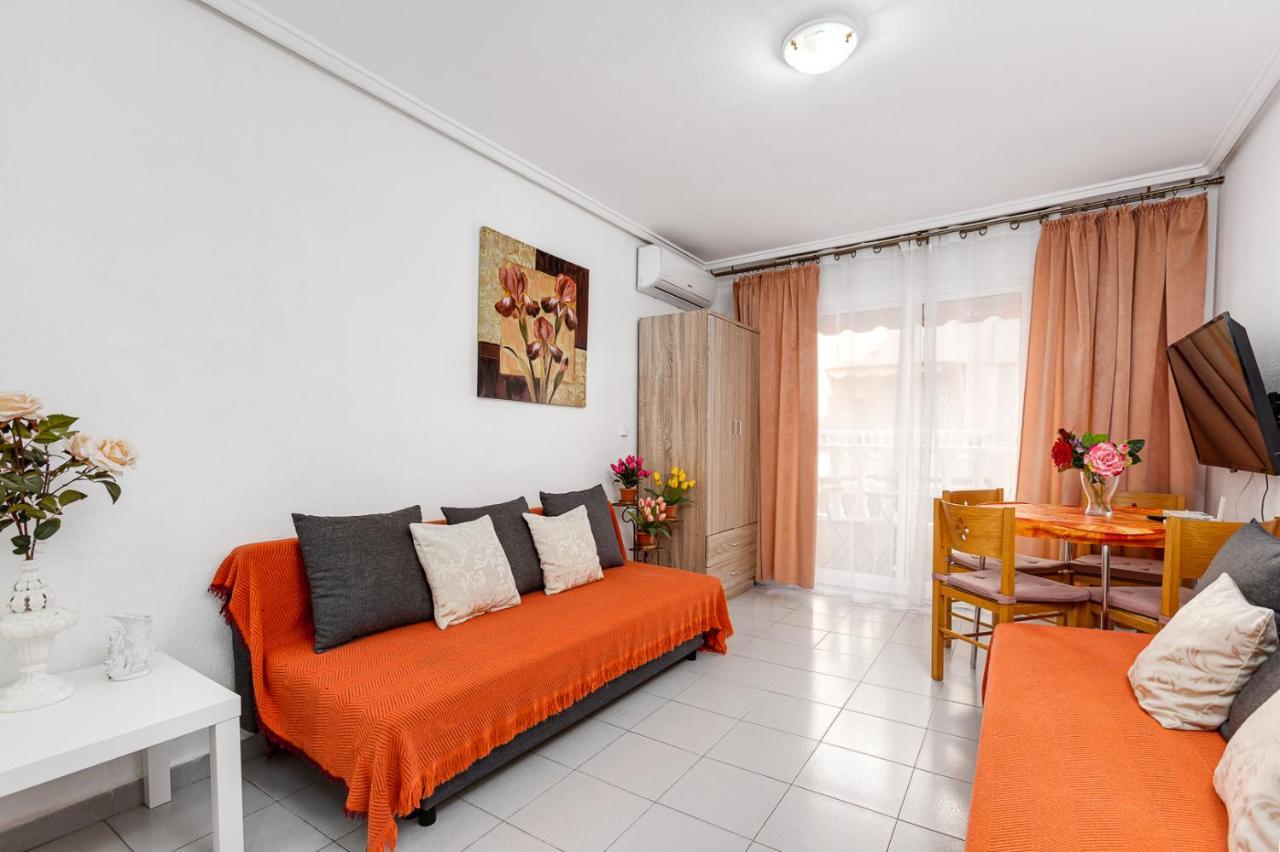 Apartment Studio Relax Almudena Torrevieja Exterior photo